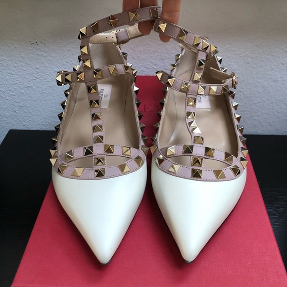 Rockstud Matte Leather Cage T-Strap Ballet Flats - Picture 2 of 11